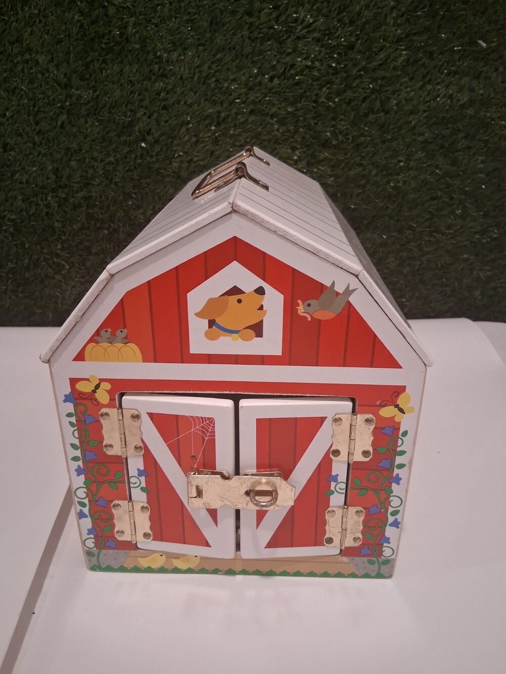 Melissa & Doug Wooden Latches Barn Toy Educational Learning Activity Barn Only